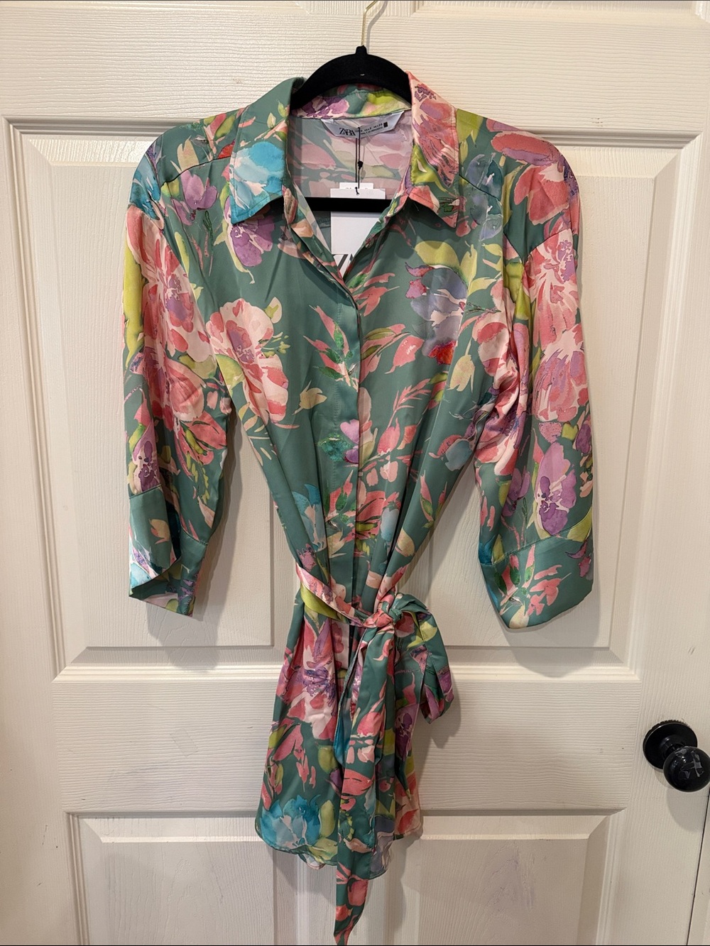 Zara NWT green floral satin shirt dress, small - Picture 2 of 7